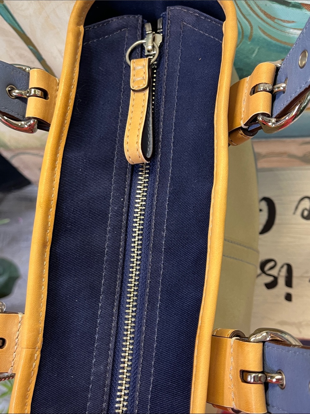 Coach vintage Two-Tone Taupe and Blue Pebbled Tote with Tan Trim - Picture 8 of 15